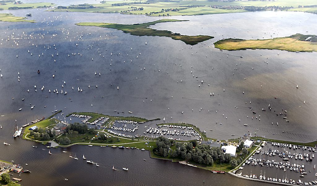 Varen op het Sneekermeer